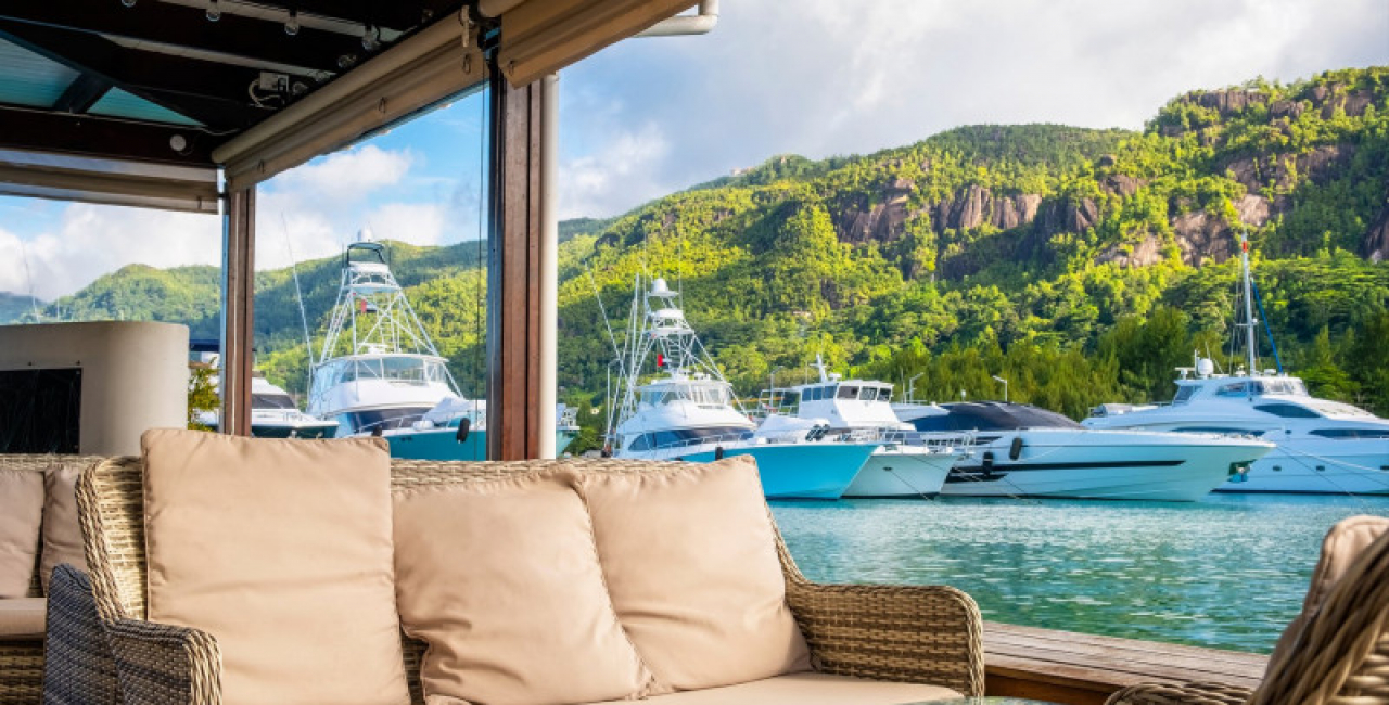 The Boardwalk Seychelles — ресторан, бар и клуб на Eden Island