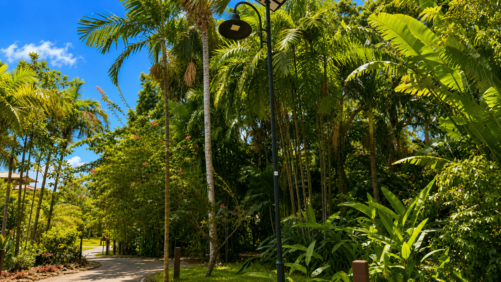 Villa with a private pool at Eden Island